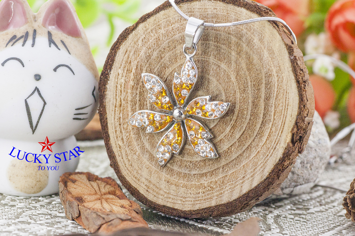 Dây Chuyền Nữ Bông Hoa Đính Xoàn Lấp Lánh Sang Trọng Và Đầy Nữ Tính (2)