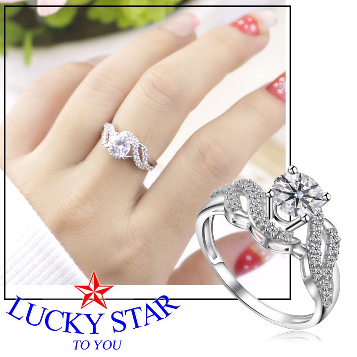Nhẫn đính đá thiết kế độc đáo mang đến vẻ đẹp thời thượng Nhẫn đính đá thiết kế độc đáo mang đến vẻ đẹp thời thượng
